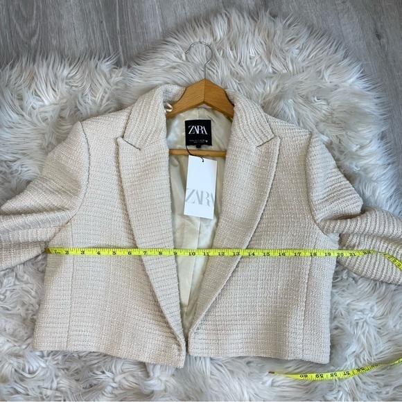 Zara‎ Cropped Textured Blazer Biscuit Blogger’s Favorite - Picture 8 of 12